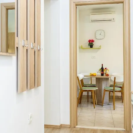 Forest Apartment