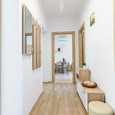 Forest Apartment Split