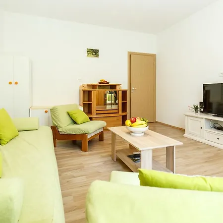 Forest Apartment